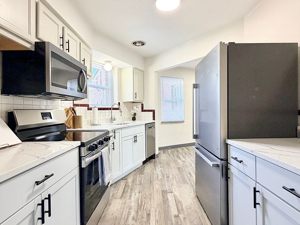 1st image of 7180 Jamieson Ave #1E