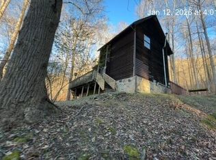 248 Twin Oaks Dr, Pikeville, KY 41501