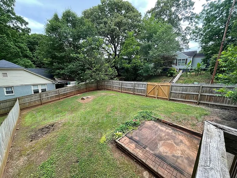 445 Gift Ave SE — Photo 25