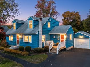 13 Riverside Ave, Hudson, NH 03051