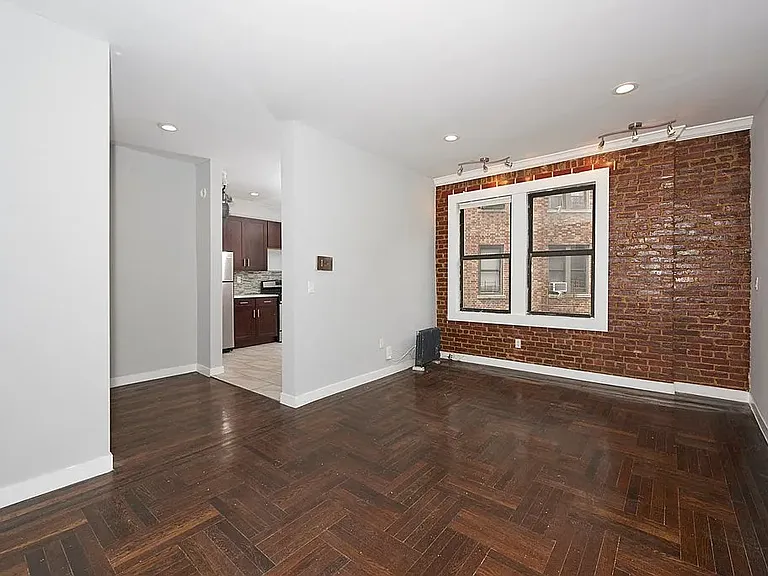 1068 Ward Ave #1E — Photo 13