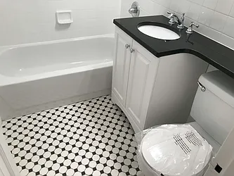 Rented by Metropolis Real Estate of Manhattan