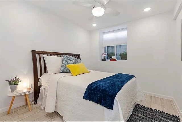 936 Pavonia Ave #1B — Photo 21