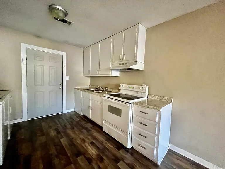 90 Widows Rd #90B — Photo 8