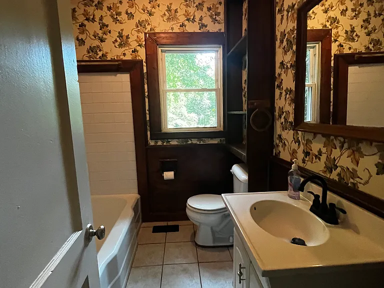 5109 Sequoia Rd — Photo 7