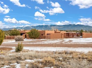 33 Rancho Manana, Santa Fe, NM 87506