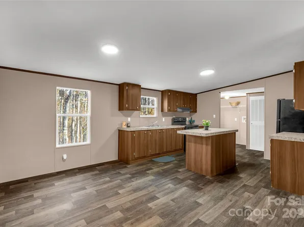 850 Mereva Rd, Smyrna, SC 29743