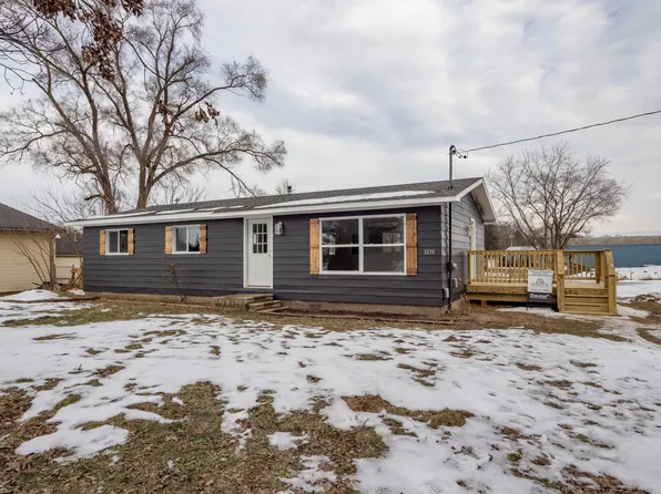 1131 26th St, Allegan, MI 49010