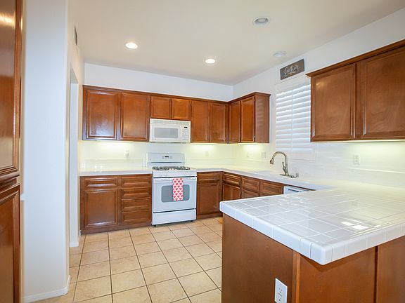 4th image of 27710 Summer Grove Pl