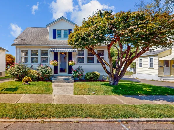 38 Ledgecrest Avenue, New Britain, CT 06051