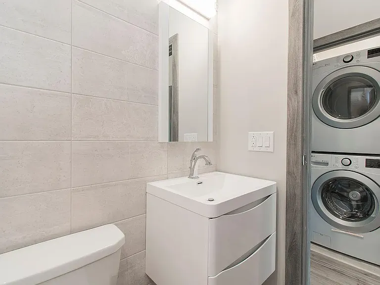 1805 N 6th St #3 — Photo 6