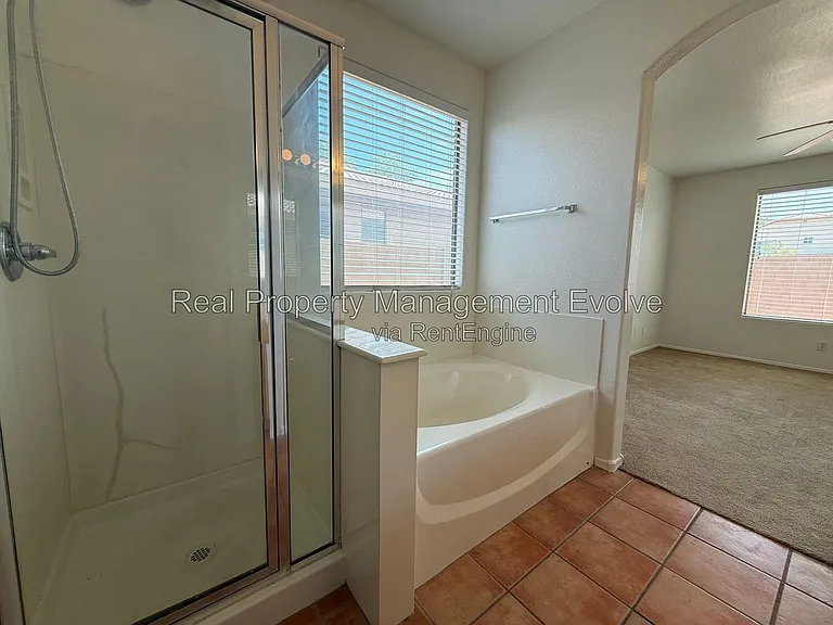 4417 W Saint Kateri Dr — Photo 17