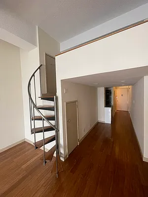 Rented by Douglas Elliman | media 14