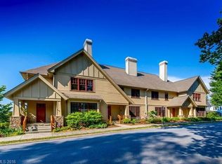 34 N England St, Brevard, NC 28712