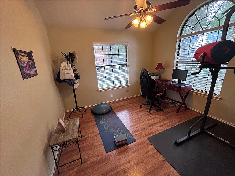 1316 Mesquite Rd — Photo 18