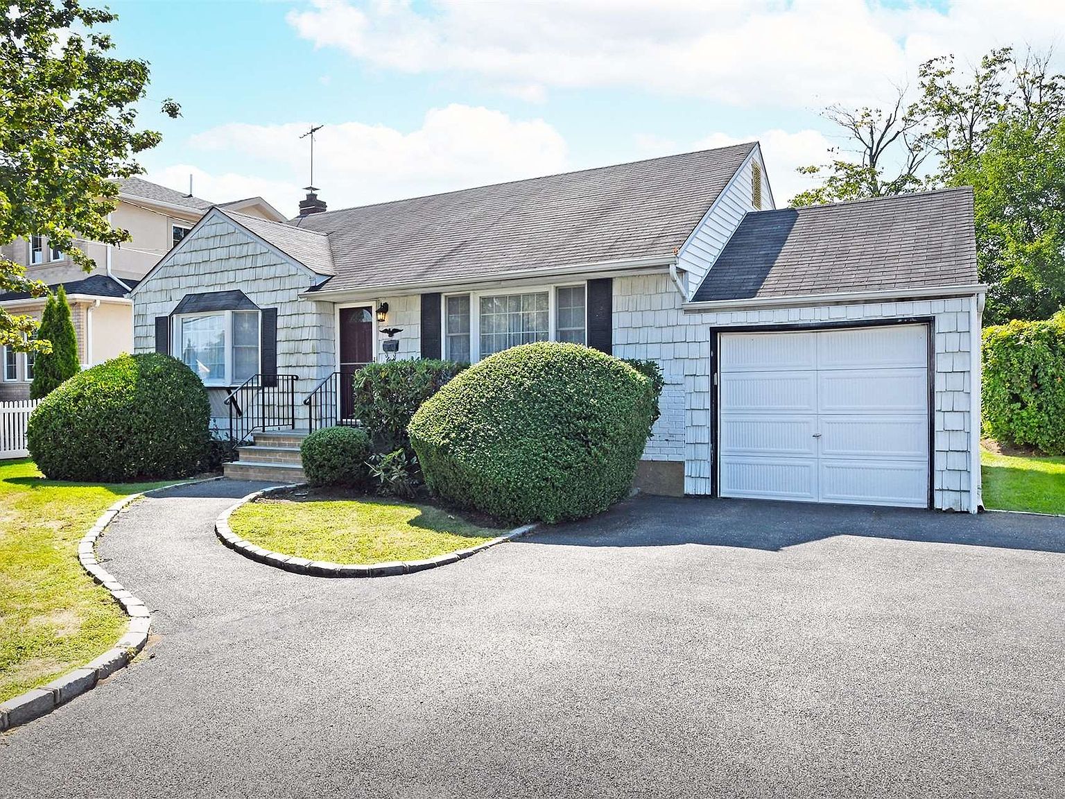 8 Colony Street, Hicksville, NY 11801 Zillow