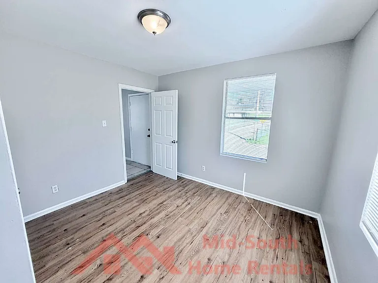 1549 Patton St — Photo 19