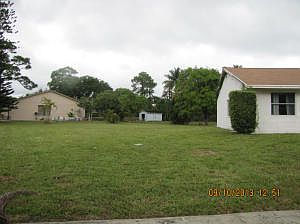 3rd image of 6311 Carthage Cir N