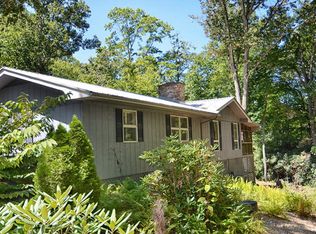 14 Spring Rd, Spruce Pine, NC 28777