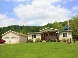 958 Barnum Rd, Eldred, PA 16731