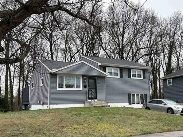 517 Singley Ave, Runnemede, NJ 08078