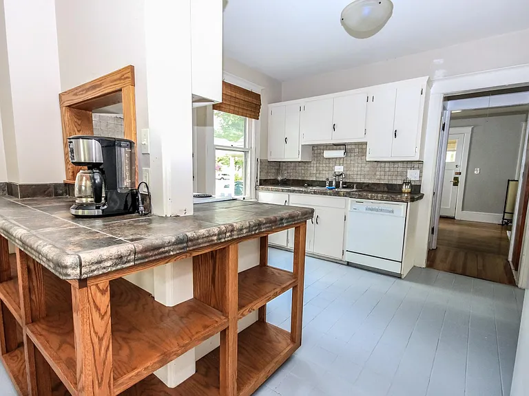 178 Nelson Ave — Photo 5