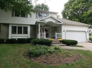 30 Star Fire Ct, Madison, WI 53719