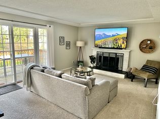9515 SW Edgewood St, Tigard, OR 97223