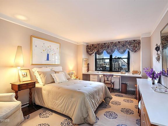 4th image of 165 W 66th St APT 8F