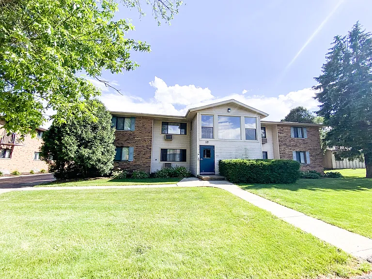 Capitol View Apartments — Photo 11