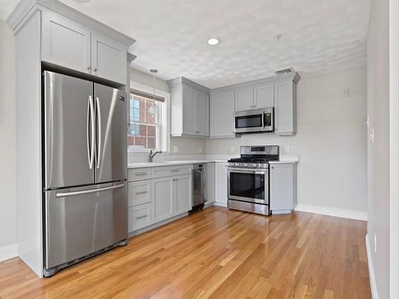 5th image of 23 Cross St #3