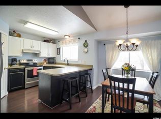 686 S Pheasant View Dr, Layton, UT 84041