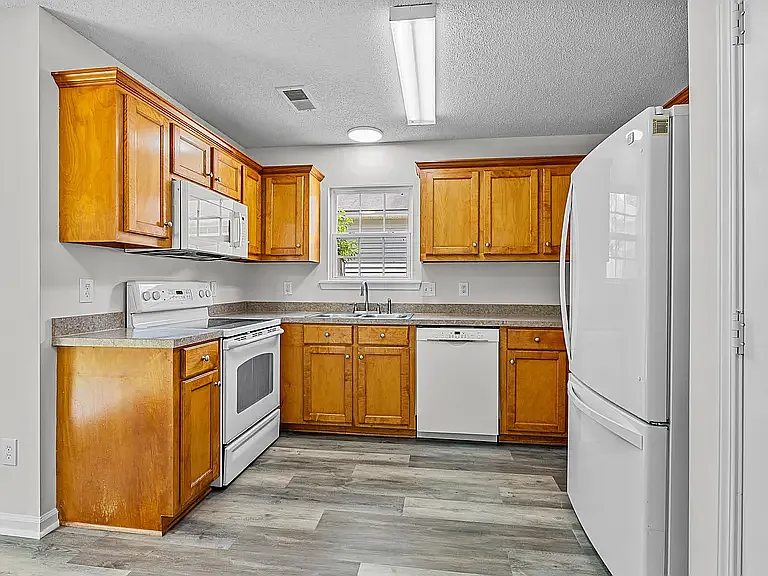 143 Allans Mill Dr — Photo 6