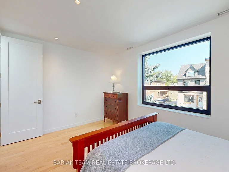 149 Maria St #UPPER — Photo 19