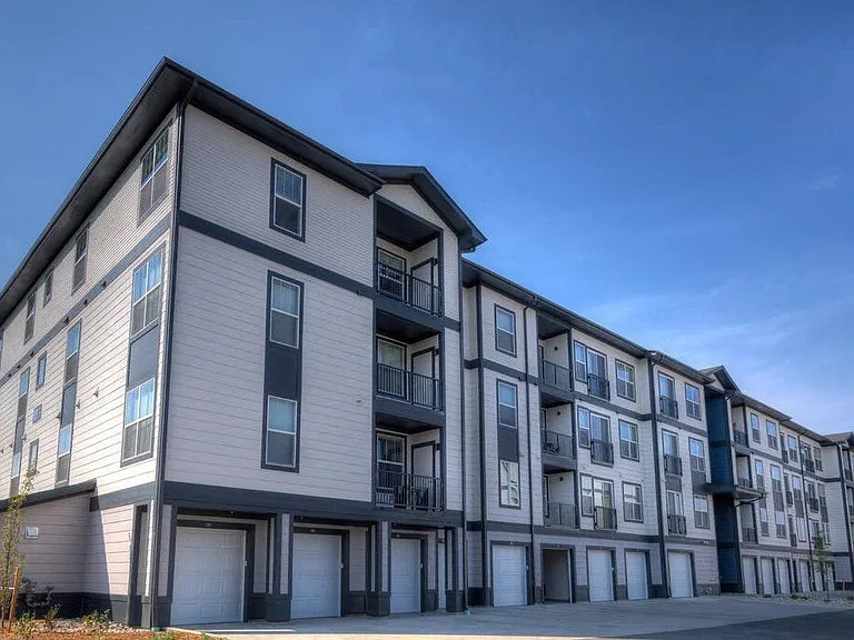 Incline 45 Apartments — Photo 1