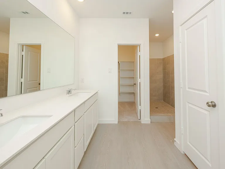 2220 Pommel Ln — Photo 17