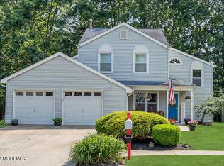 33 Providence Ln, Howell, NJ 07731