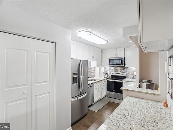 4th image of 200 N Pickett St APT 111