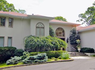 1 W River Rd, Rumson, NJ 07760