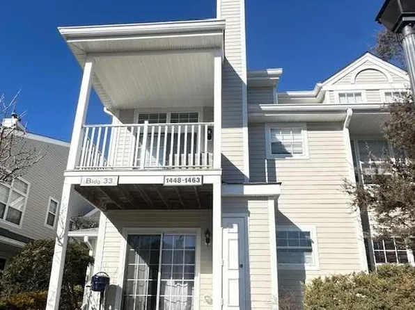 1452 York St, Mahwah, NJ 07430