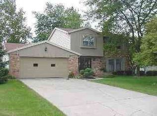 421 E High St, Bryan, OH 43506