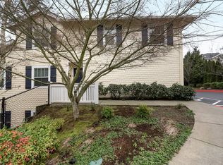 8349 SW 24th Ave, Portland, OR 97219