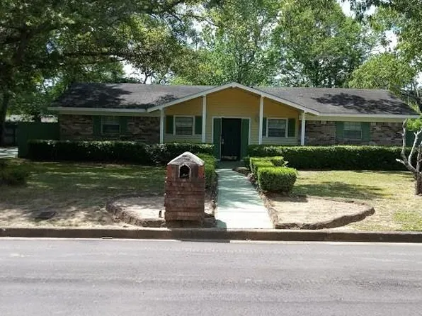 2016 Hillcrest Rd, Mobile, AL 36695