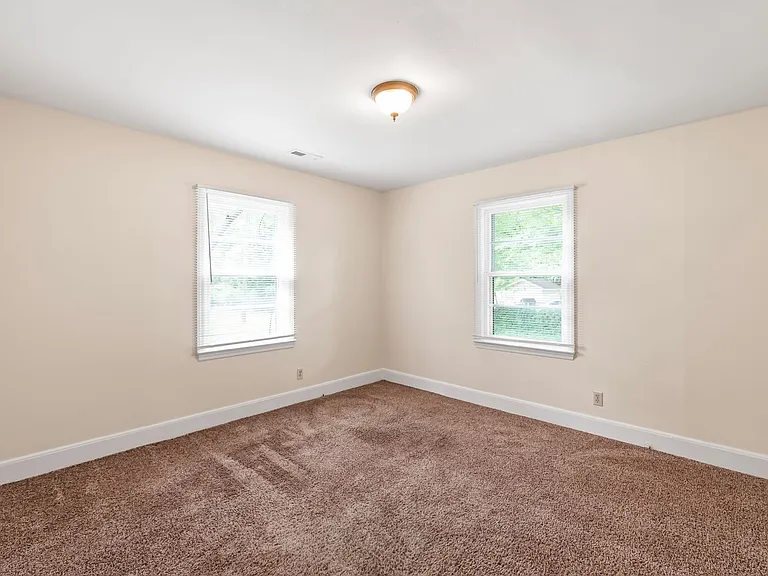607 N Rocky River Rd — Photo 16