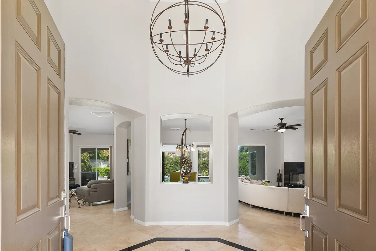 48 Provence Way — Photo 4