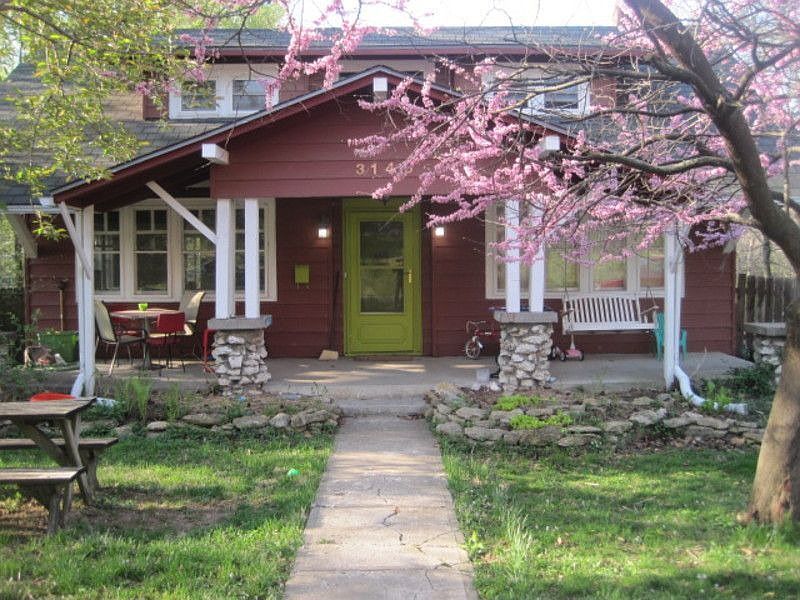 1st image of 3145 W 43rd Ave