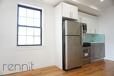 Rented by Rennit Inc.