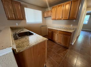 215 Ranch Valley Dr, San Antonio, TX 78227