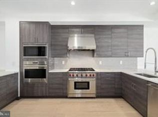 147 S Hancock St, Philadelphia, PA 19106