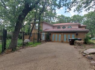 1815 Greenwood Dr #100, Denton, TX 76209